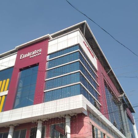 Hotel Emirates Residency Pudunagaram Exterior foto